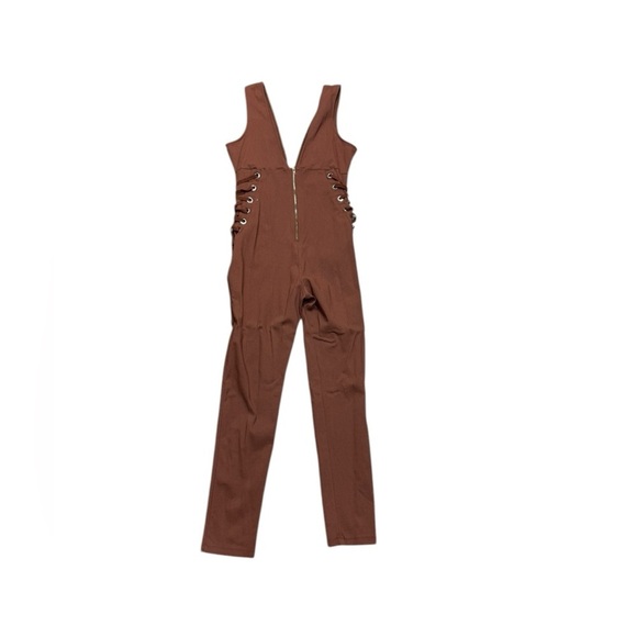 IRIS.   Brown and Black Jumpsuit with High Waist Design - Picture 4 of 8